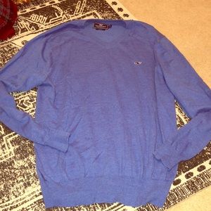Vineyard Vines sweater